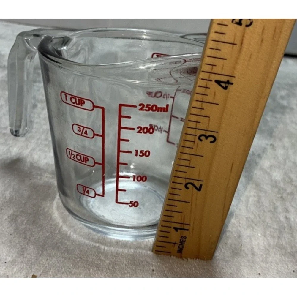 Vintage Anchor Hocking  1 Cup Glass Measuring Cup Clear Red Print 8 oz #696